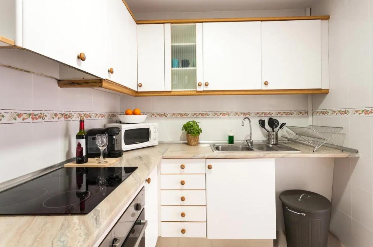 Spacious, Bright Apartment Next To The Old Town Valence Extérieur photo