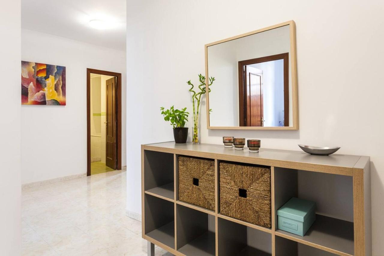 Spacious, Bright Apartment Next To The Old Town Valence Extérieur photo